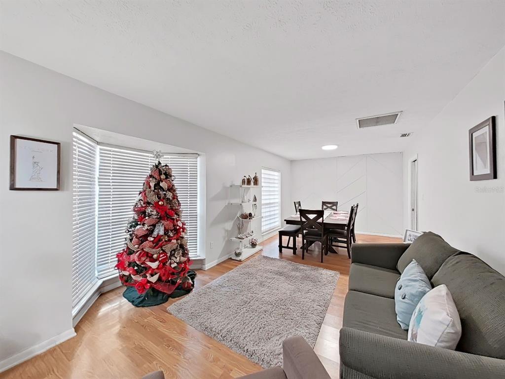7608 Barry Road Tampa, FL 33615 - Photo 39 of 40