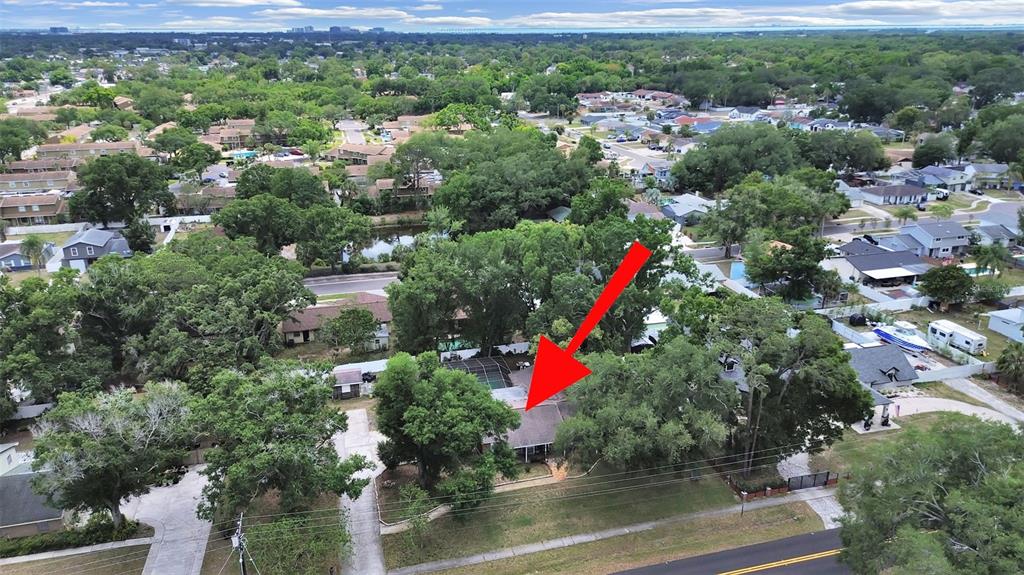 7608 Barry Road Tampa, FL 33615 - Photo 4 of 40