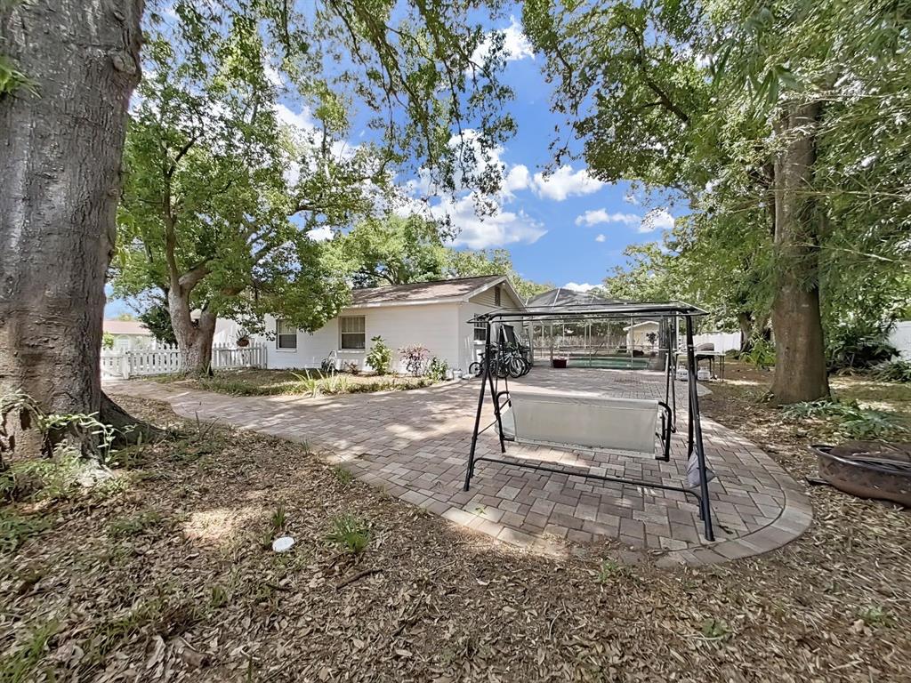 7608 Barry Road Tampa, FL 33615 - Photo 8 of 40