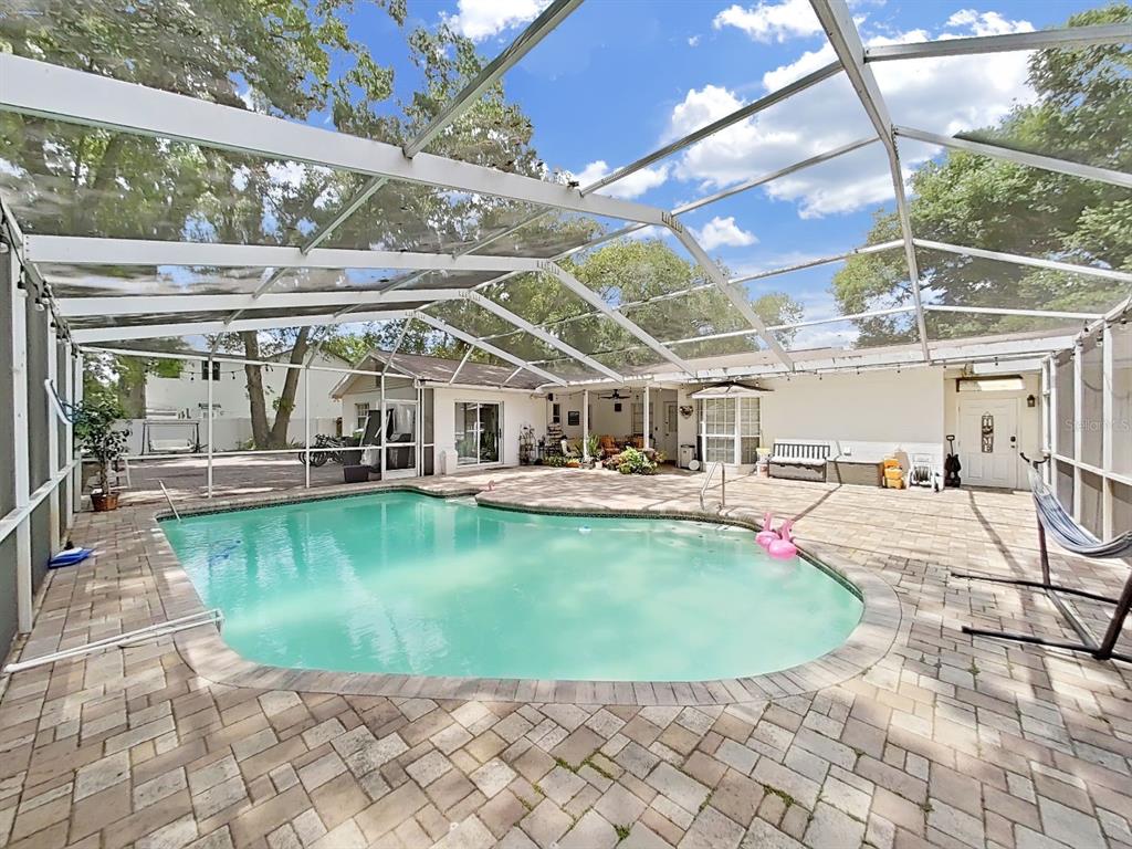 7608 Barry Road Tampa, FL 33615 - Photo 9 of 40