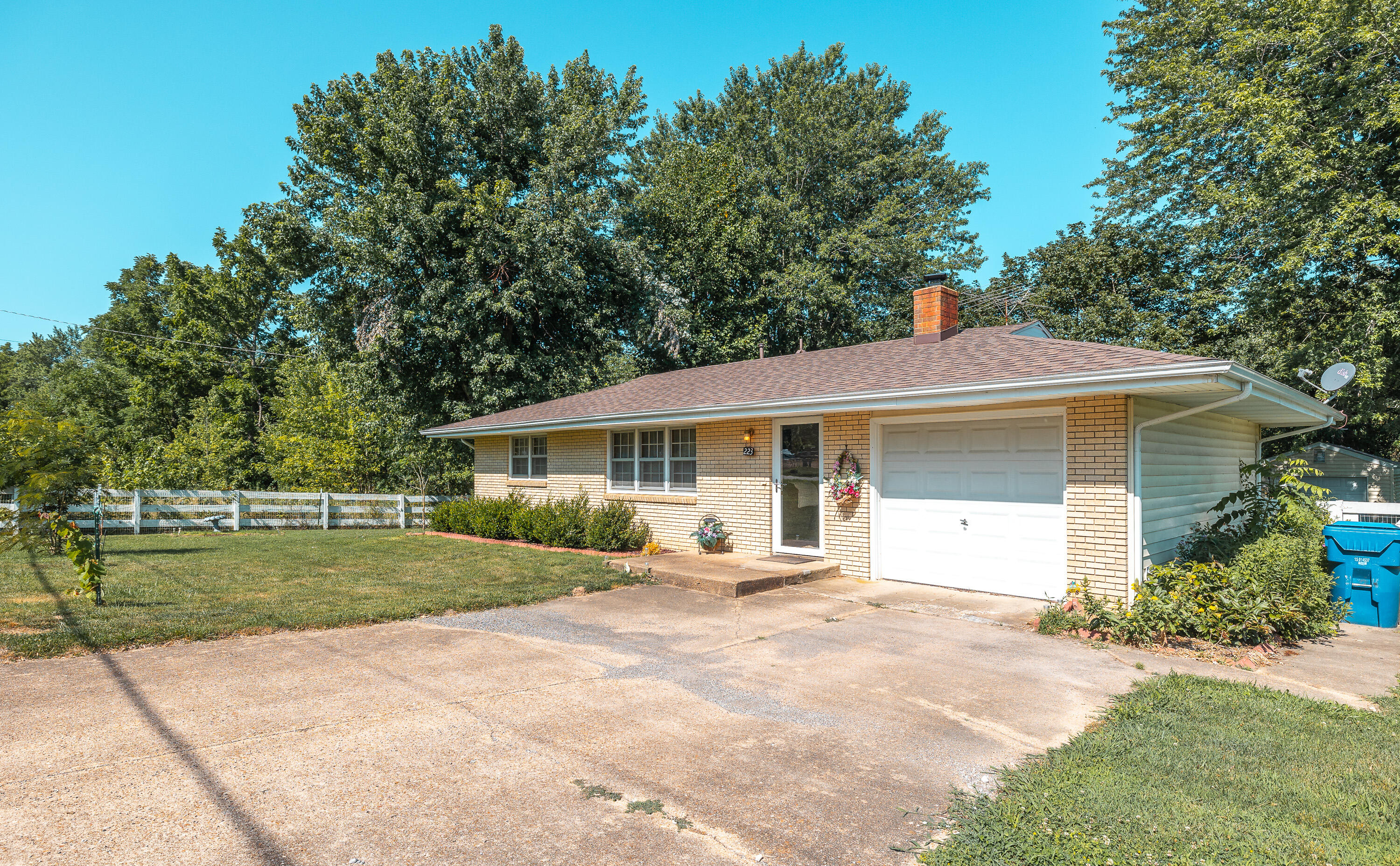 223 State Rte 137 Raymondville, MO 65555 - Photo 1 of 1 HF7A9812 - Copy
