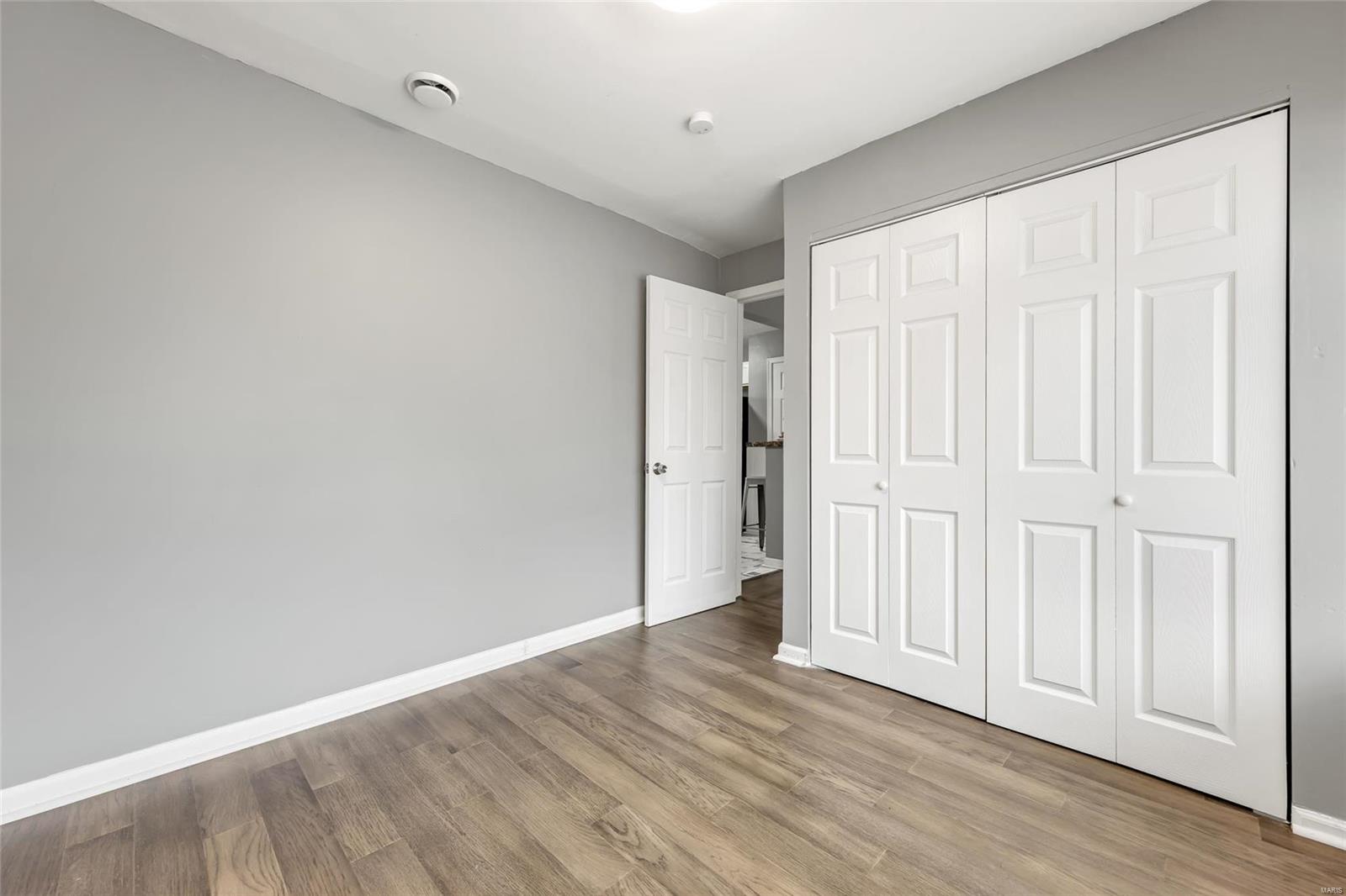 8844 Murvale Drive Jennings, MO 63136 - Photo 16 of 25