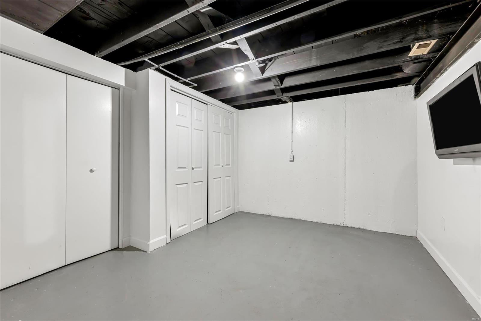 8844 Murvale Drive Jennings, MO 63136 - Photo 20 of 25