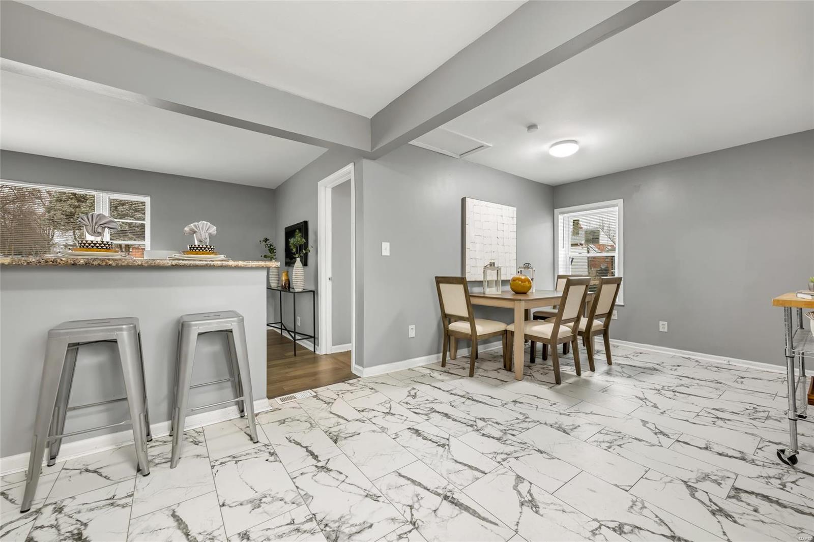 8844 Murvale Drive Jennings, MO 63136 - Photo 9 of 25