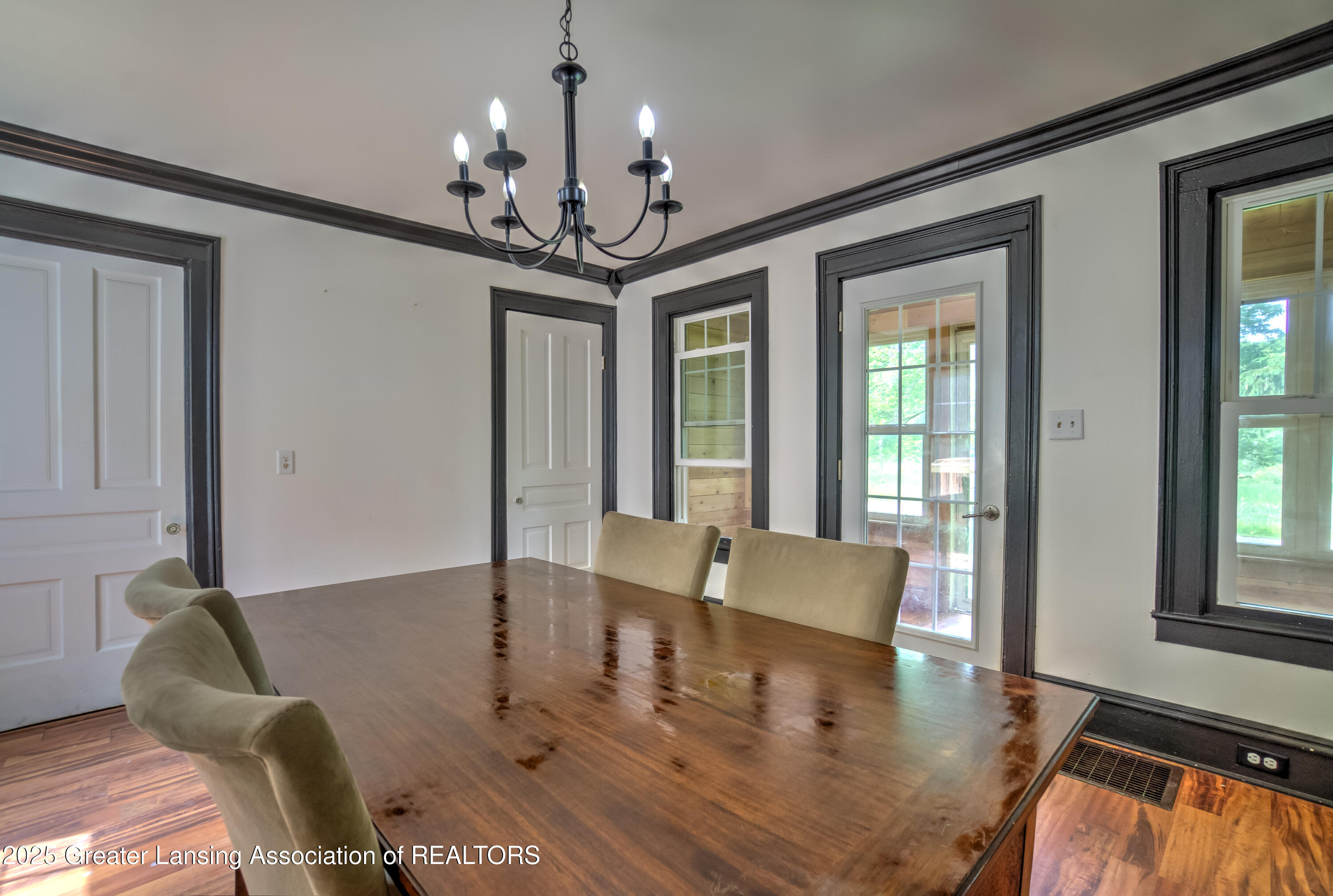 6631 Springport Road Jackson, MI 49201 - Photo 11 of 31 DSC08098_099_100