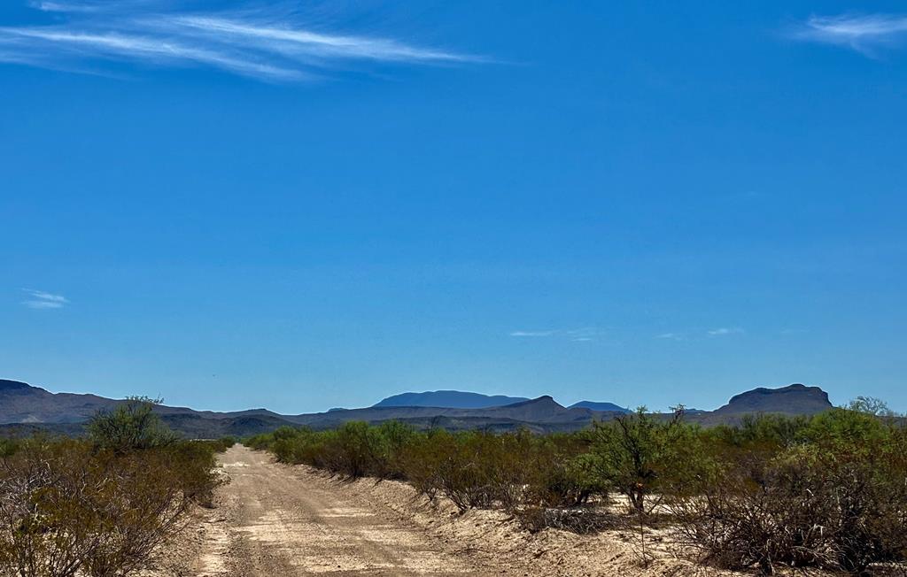 261 Romero Road Alpine, TX 79830 - Photo 3 of 26 Gallery Image 3