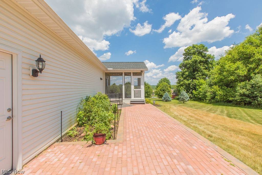 9515 Mennonite Road Wadsworth, OH 44281 - Photo 24 of 30 Gallery Image 24