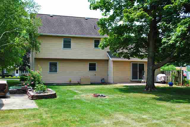 2307 Bashor Road Goshen, IN 46526 - Photo 3 of 17 Gallery Image 3