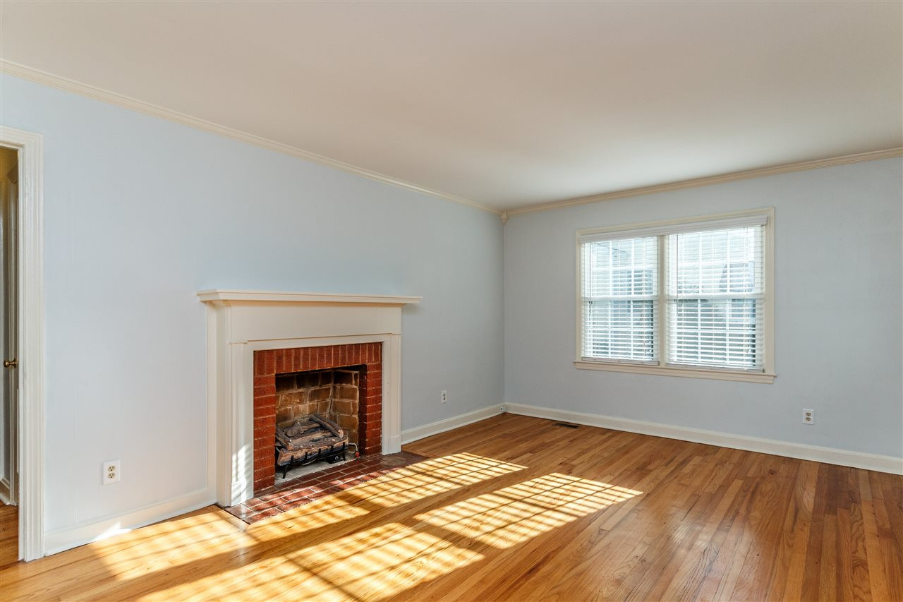 607 Frank Street Raleigh, NC 27604 - Photo 4 of 23 Photo 4