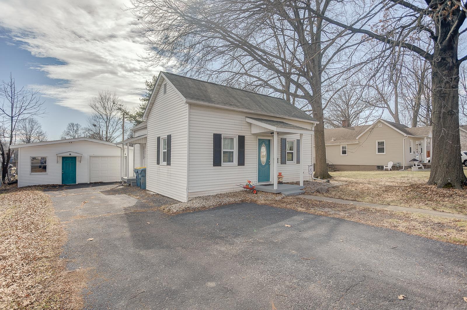 518 Jefferson Road Edwardsville, IL 62025 - Photo 3 of 30 Gallery Image 3