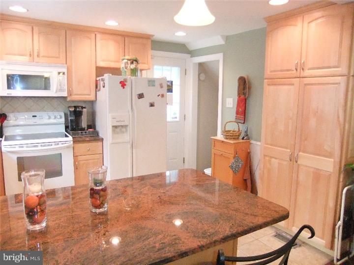 200 East Thomson Avenue Springfield, PA 19064 - Photo 8 of 25