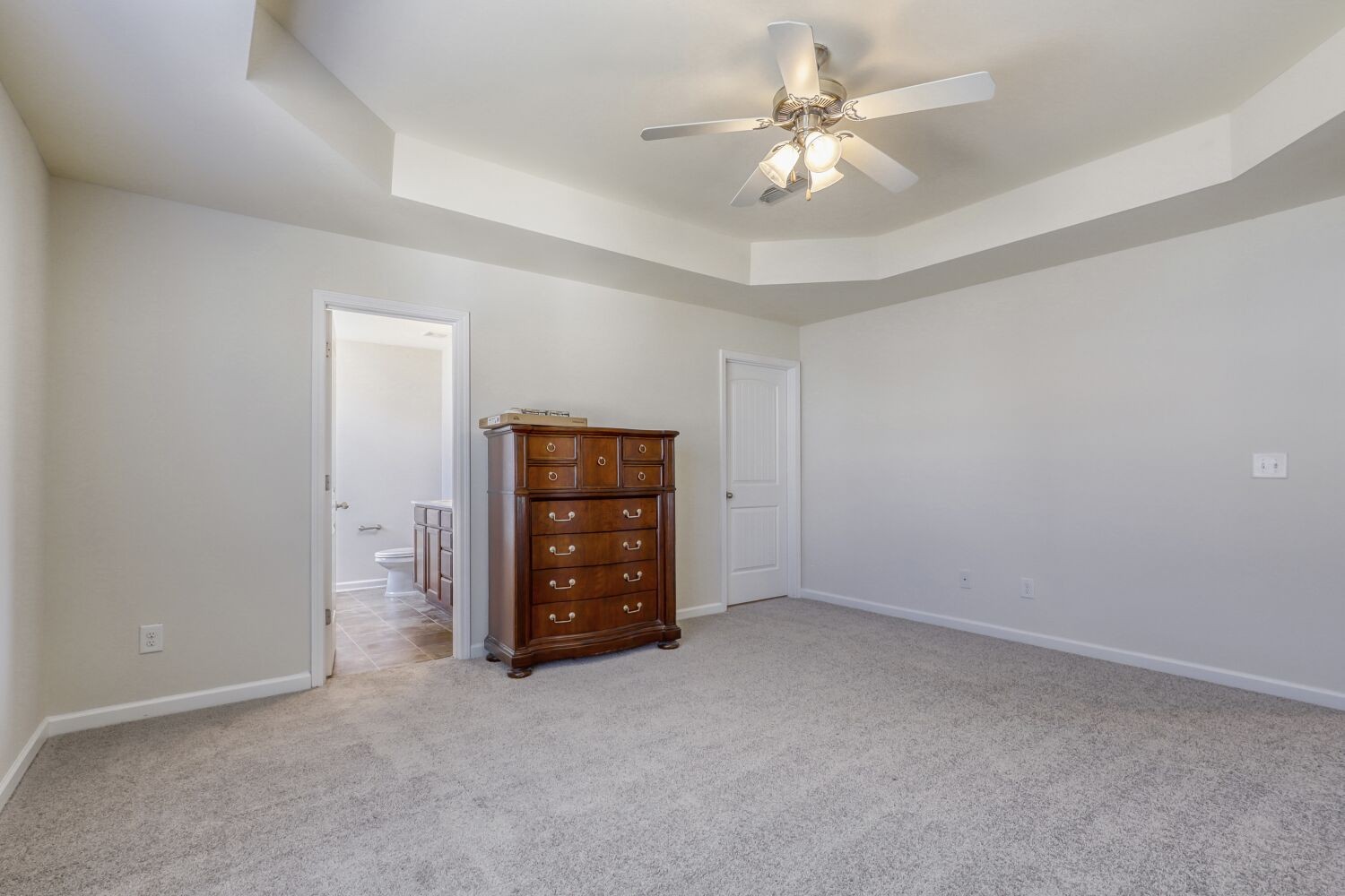 1011 Beverly Lane Spring Hill, TN 37174 - Photo 16 of 20 an empty room with a ceiling fan and a ceiling fan