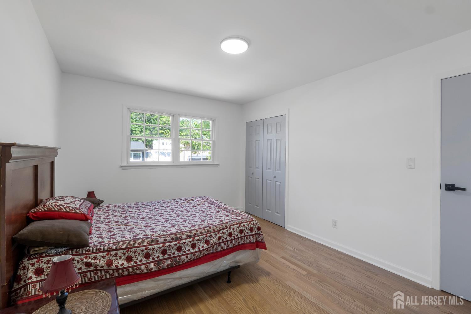 33 Larchmont Road Edison, NJ 08837 - Photo 13 of 25