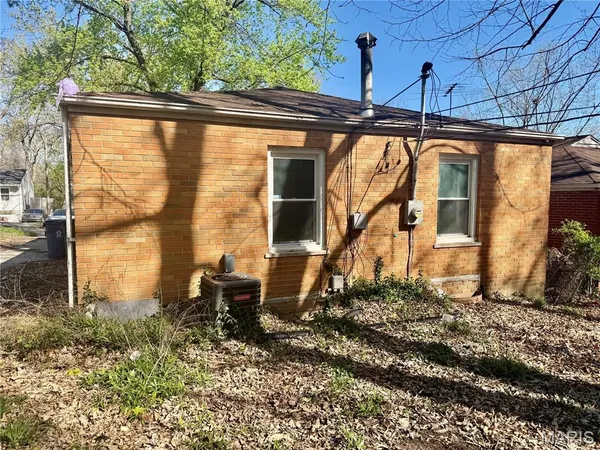 $39,900 | 8870 St Cyr Drive, St. Louis, MO 63136