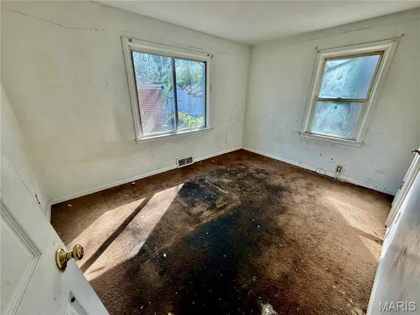 $39,900 | 8870 St Cyr Drive, St. Louis, MO 63136