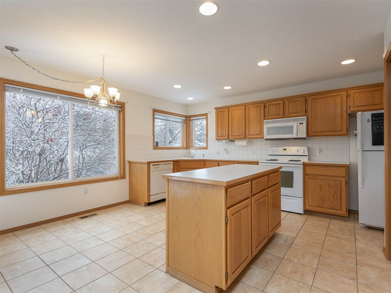 7814 East Timber Ridge Lane Spokane, WA 99212 - Photo 6 of 20 Gallery Image 6