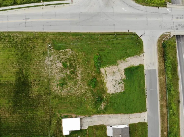 $250,000 | 2221-2223 South 22nd Street, St. Joseph, MO 64503