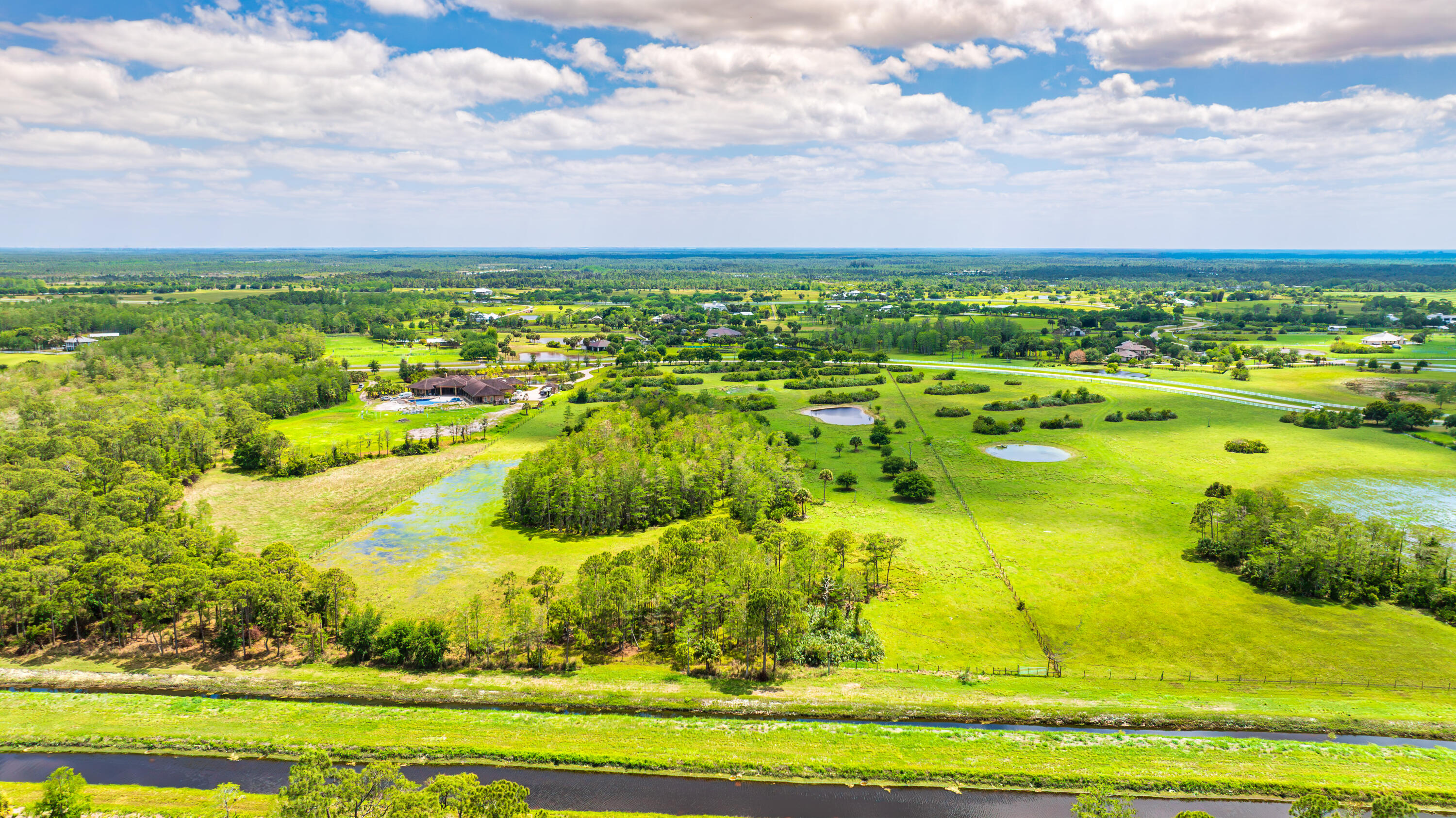 2097 Southwest Trailside Path Stuart, FL 34997 - Photo 14 of 20 DJI_20260416142723_0492_D_G