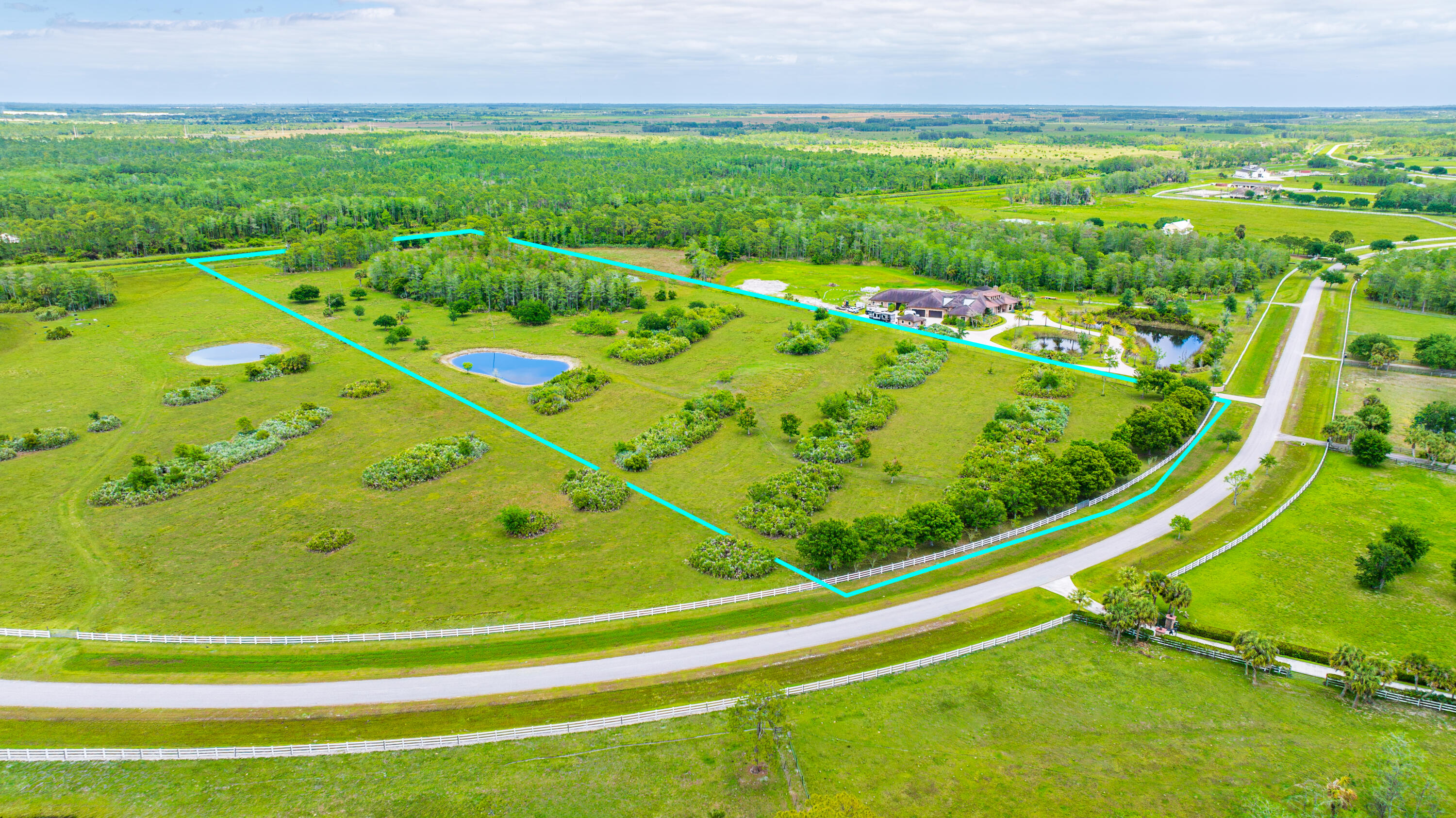 2097 Southwest Trailside Path Stuart, FL 34997 - Photo 2 of 20 DJI_20260416141646_0467_D_G Line