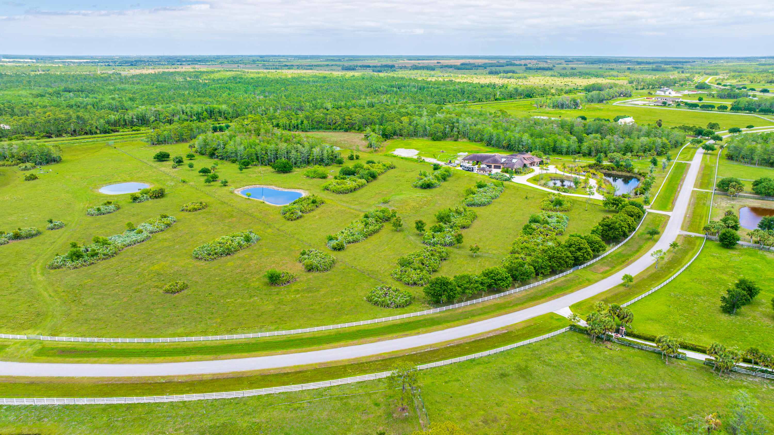 2097 Southwest Trailside Path Stuart, FL 34997 - Photo 3 of 20 DJI_20260416141646_0467_D_G