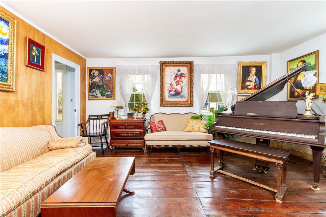 27 Mill Road Foster, RI 02825 - Photo 5 of 50