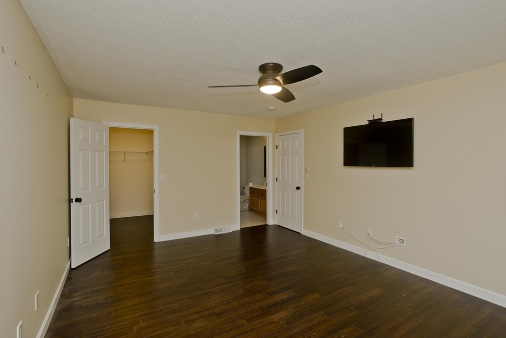 11 Upper River Road South Hadley, MA 01075 - Photo 14 of 23 Gallery Image 14