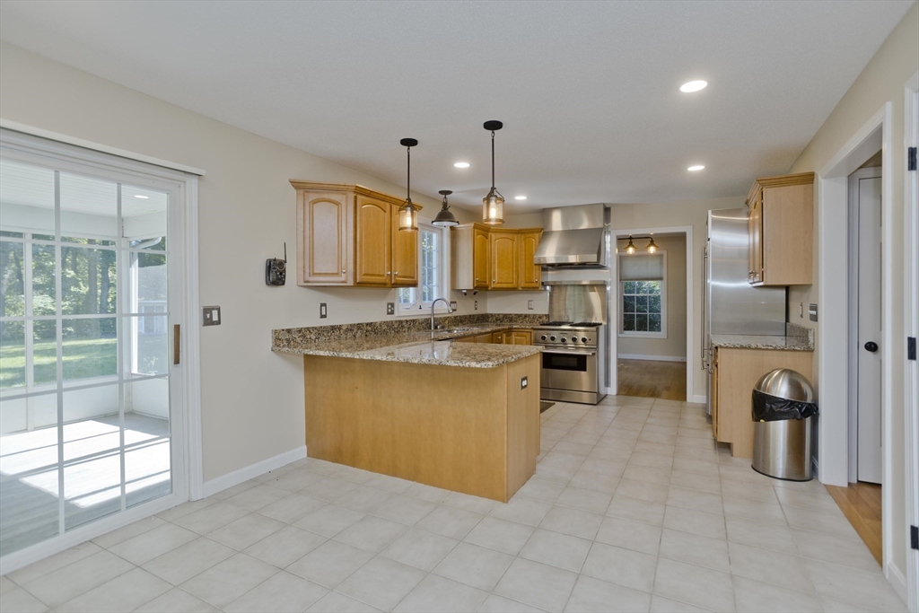 11 Upper River Road South Hadley, MA 01075 - Photo 8 of 23 Gallery Image 8