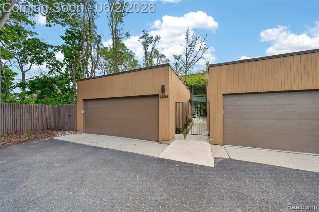 32714 Ravine Drive Franklin, MI 48025 - Photo 37 of 50