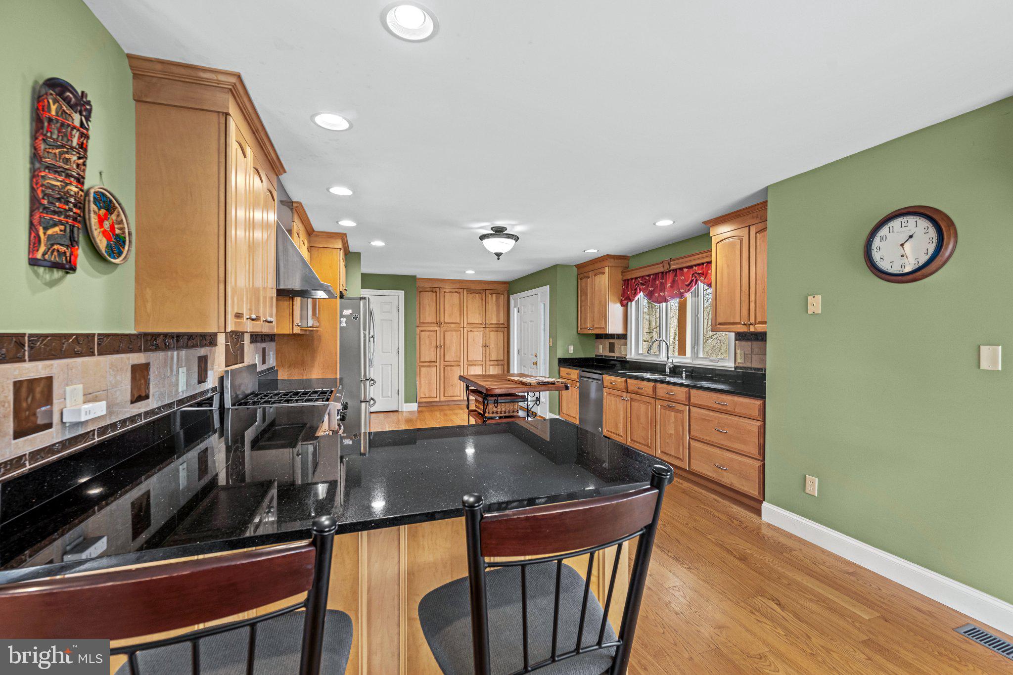 21042 Millers Mill Road Freeland, MD 21053 - Photo 84 of 122 Modern kitchen with warm tones.