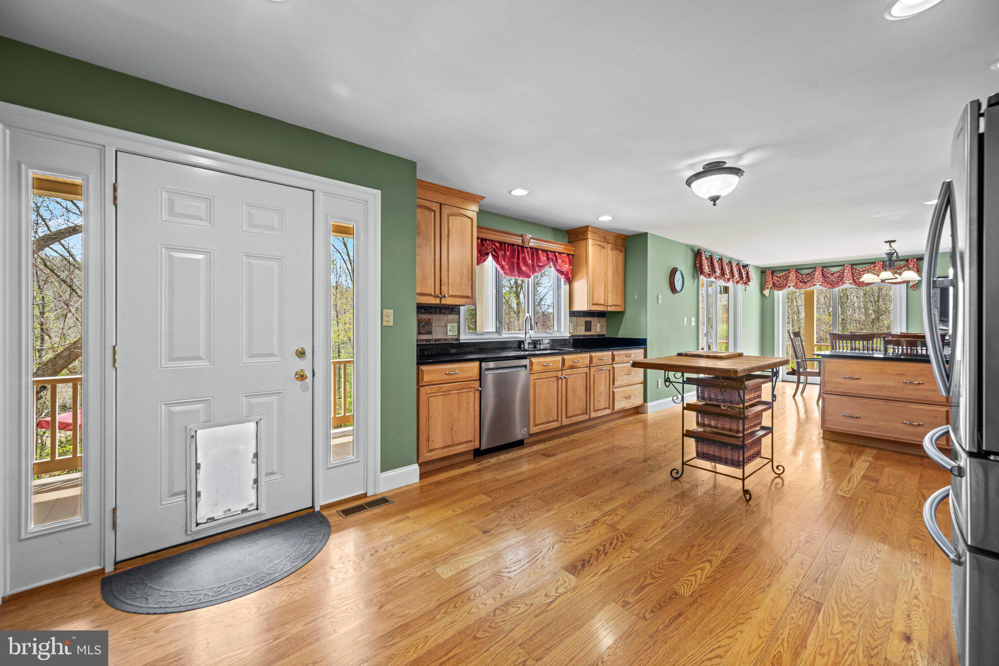 21042 Millers Mill Road Freeland, MD 21053 - Photo 90 of 122 Bright and inviting kitchen space.