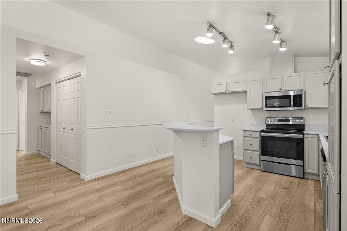 6913 Tesoro Court Reno, NV 89523 - Photo 12 of 46 13-6913 Tesoro Court Reno NV 89523 (13 o