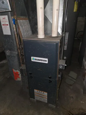 $124,900 | 215 East Chambers Street, Milwaukee, WI 53212