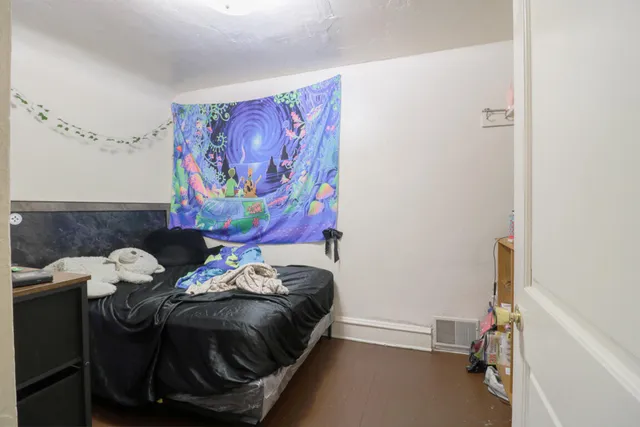 $124,900 | 215 East Chambers Street, Milwaukee, WI 53212