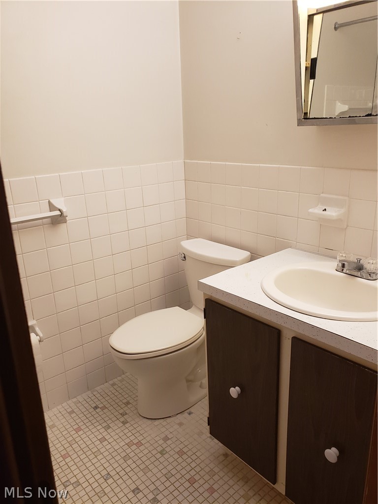 315 Solon Road Chagrin Falls, OH 44022 - Photo 4 of 8