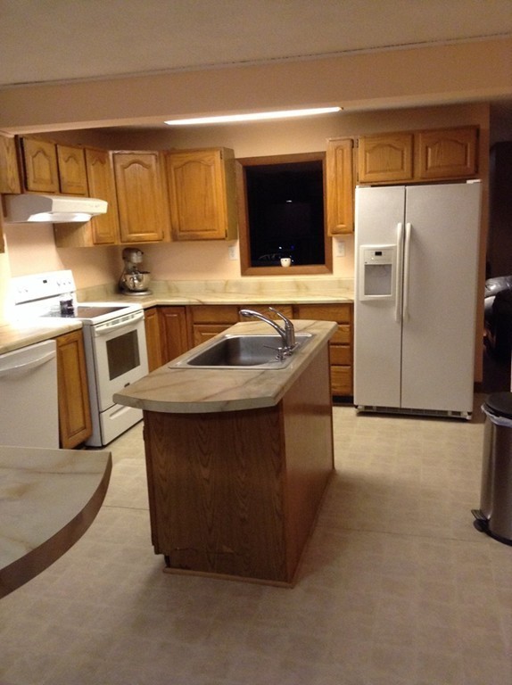 63 Foster Road Southwick, MA 01077 - Photo 9 of 26 Gallery Image 9