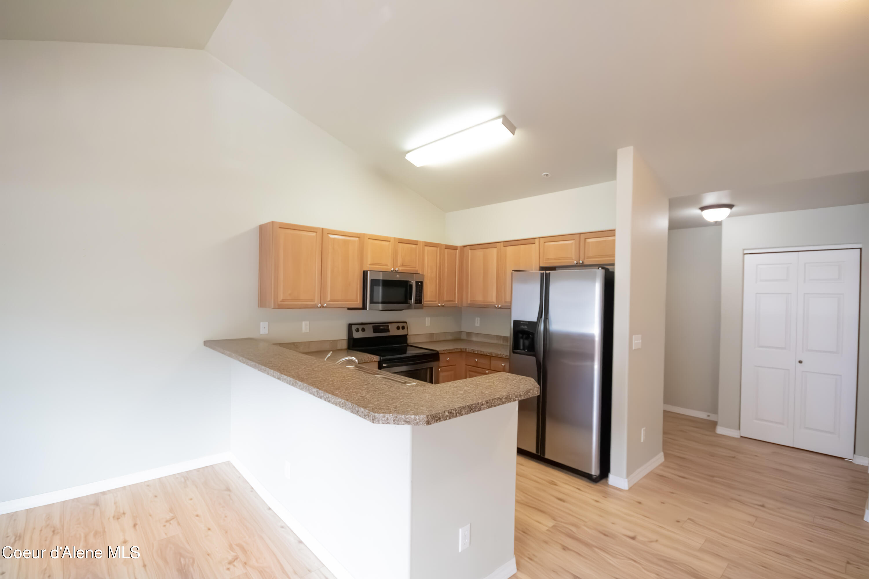 322 North Promenade Loop, Unit 212 Post Falls, ID 83854 - Photo 2 of 30 IMG_1187
