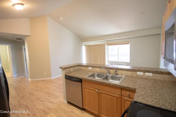 $289,995 | 322 North Promenade Loop, Unit 212, Post Falls, ID 83854