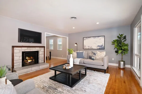 $624,000 | 3409 Chenu Avenue, Sacramento, CA 95821