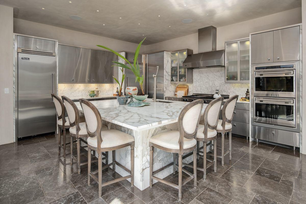 111 Little Redfish Lane Santa Rosa Beach, FL 32459 - Photo 10 of 46 Large open kitchen