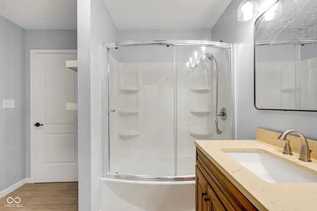 $227,900 | 2001 West Woodmont Drive, Muncie, IN 47304