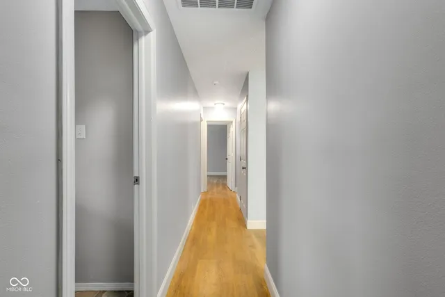 $227,900 | 2001 West Woodmont Drive, Muncie, IN 47304