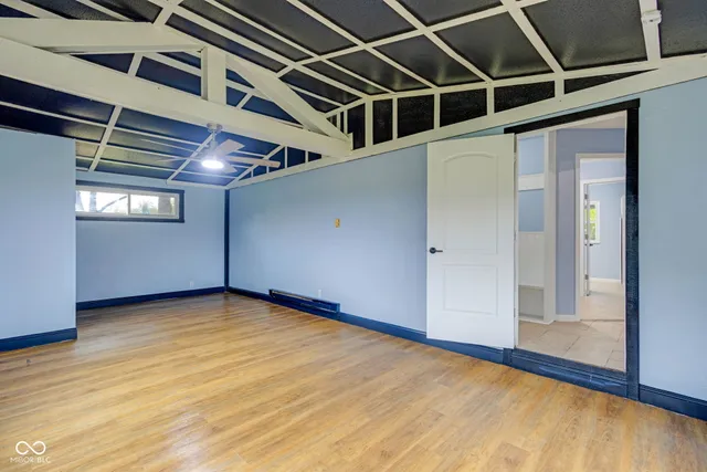 $227,900 | 2001 West Woodmont Drive, Muncie, IN 47304