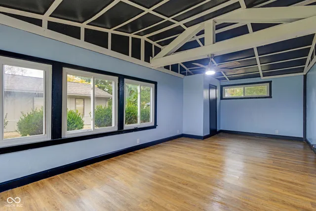 $227,900 | 2001 West Woodmont Drive, Muncie, IN 47304