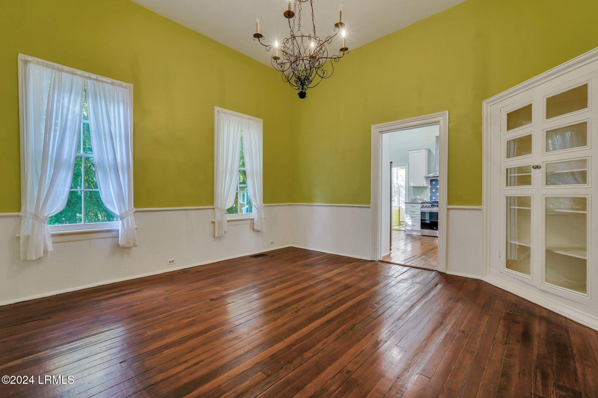 1102 11th Street Port Royal, SC 29935 - Photo 28 of 78 Formal Dining