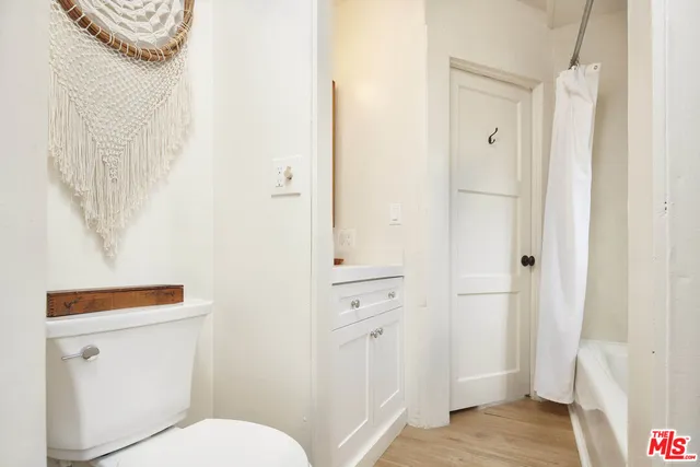 $2,195,000 | 230 Sherman Canal, Venice, CA 90291