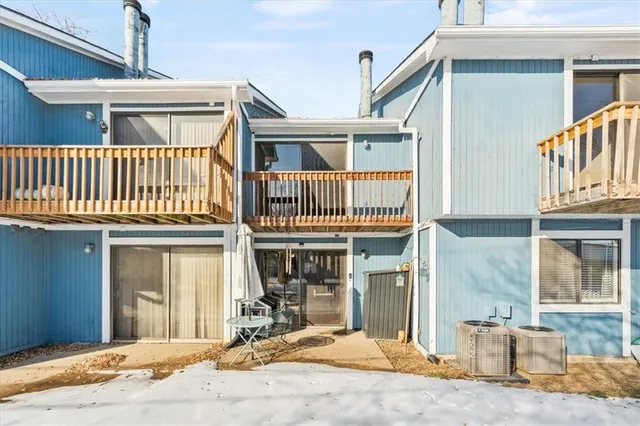 $125,000 | 8143 Holmes Road, Unit 101, Kansas City, MO 64131