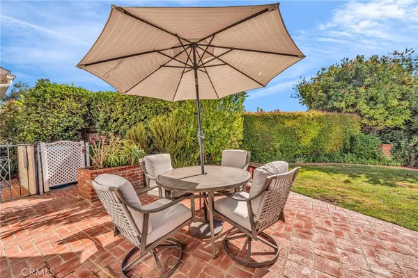 $1,299,000 | 1971 West Santa Cruz Street, San Pedro, CA 90732