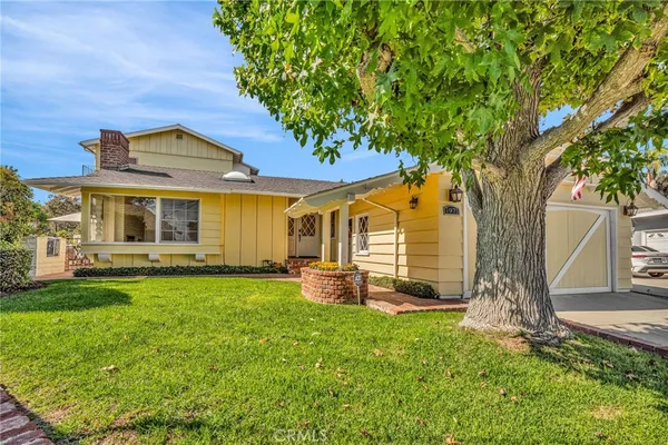 $1,299,000 | 1971 West Santa Cruz Street, San Pedro, CA 90732