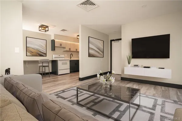 $2,950 | 8-12 South Boulevard, Unit 12203, Nyack, NY 10960