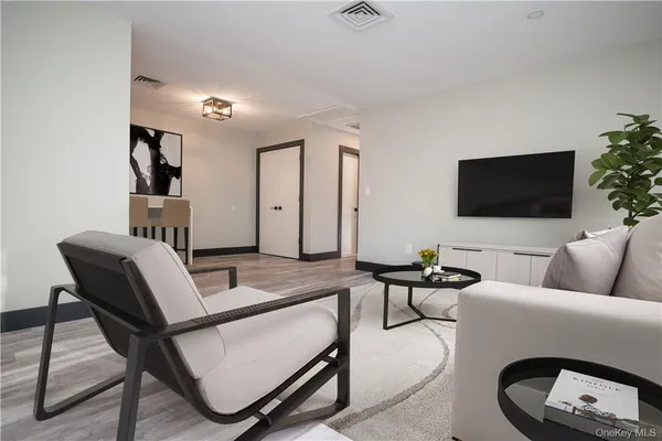 $2,950 | 8-12 South Boulevard, Unit 12203, Nyack, NY 10960